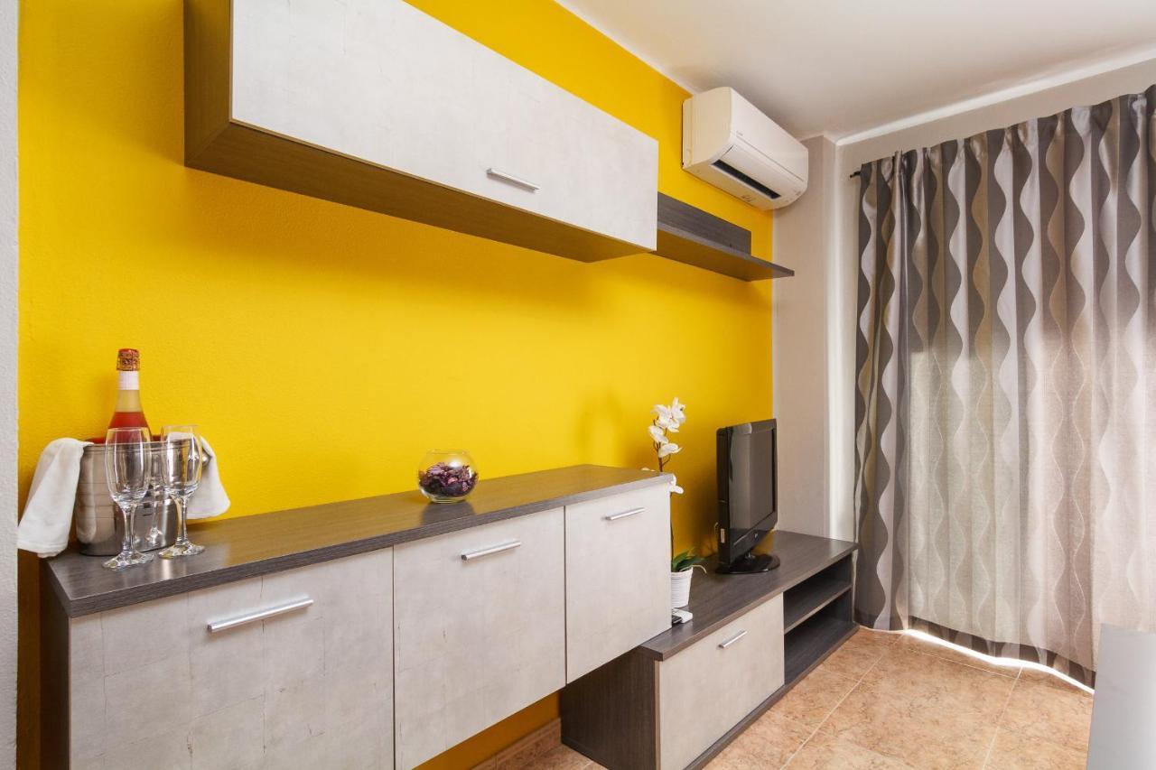 Apartmento Caribe Centro Casasol Нерха Екстер'єр фото